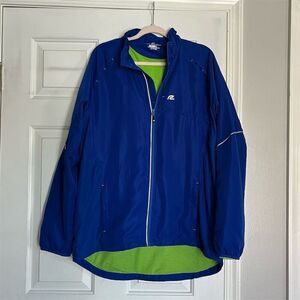 Road Runner Men's XL Blue Lightweight Windbreaker Jacket